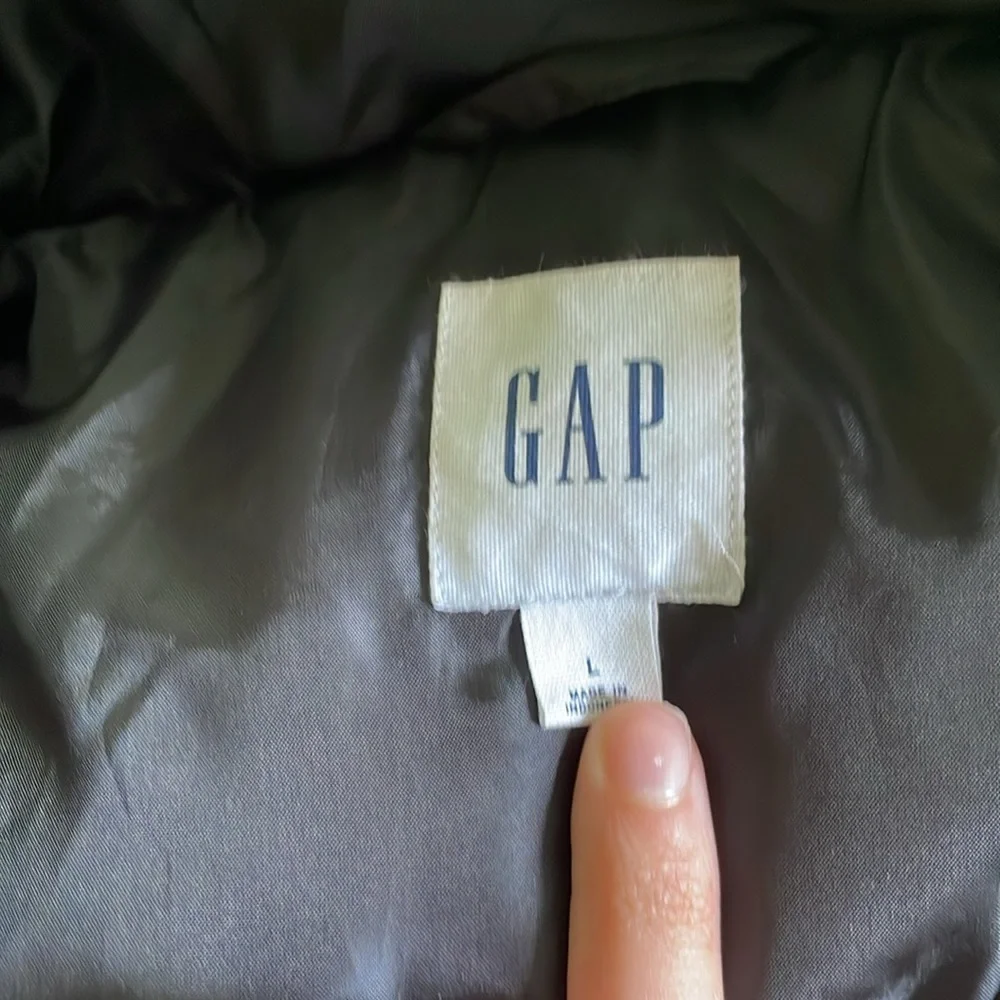 Black GAP Puffy Jacket - Picture 3 of 4